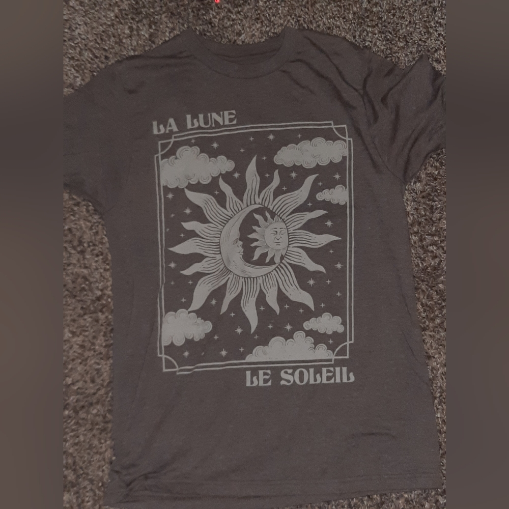 Moon and Sun Tee Shirt, size 15